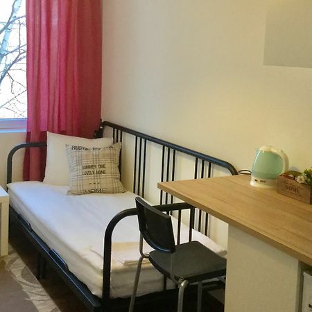 Easyapartments On Panagyurishte Str Sofia Esterno foto